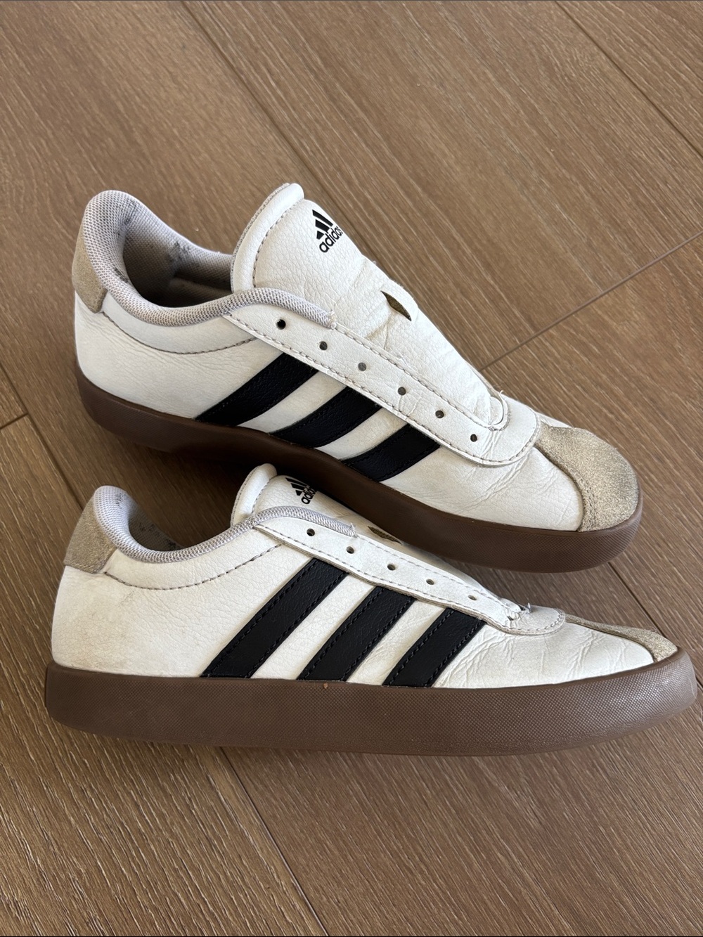adidas sambae Kids White Sneakers
